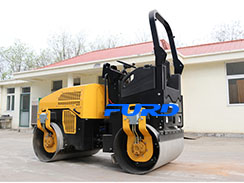 如何根據(jù)施工環(huán)境選擇合適的小型壓路機(jī)？